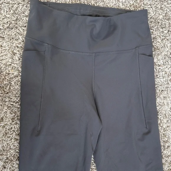 Calia by Carrie underwood Power Lux Leggings Gray Pockets size Medium - Picture 6 of 13